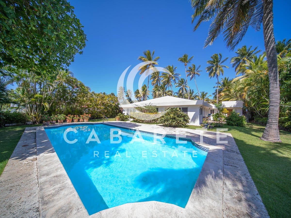 Tropical Beachfront Villa Cabarete 24