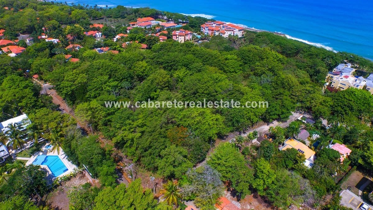 Beachfront land gated community 2