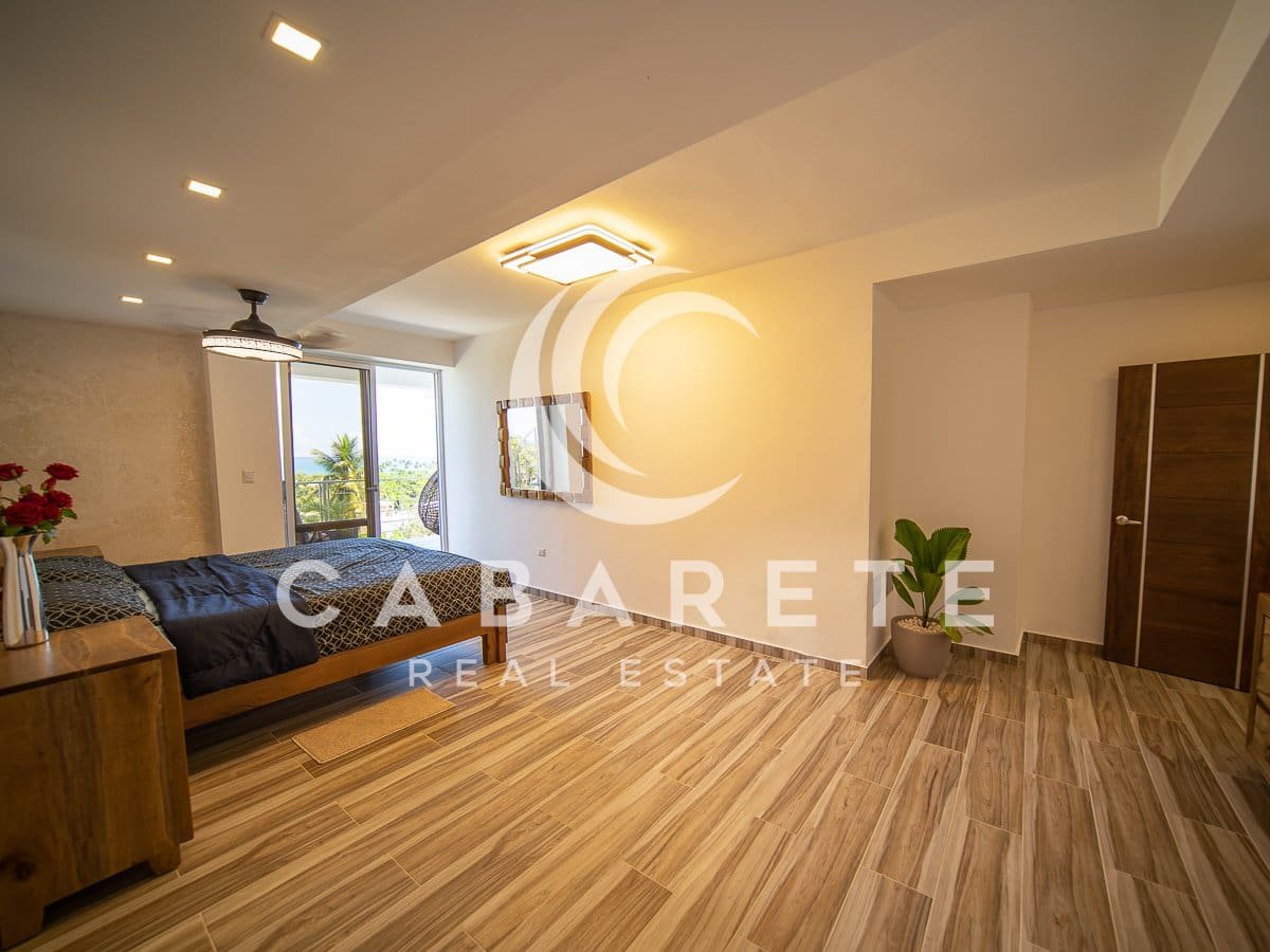 Nuevo y elegante ático con vistas al mar 20