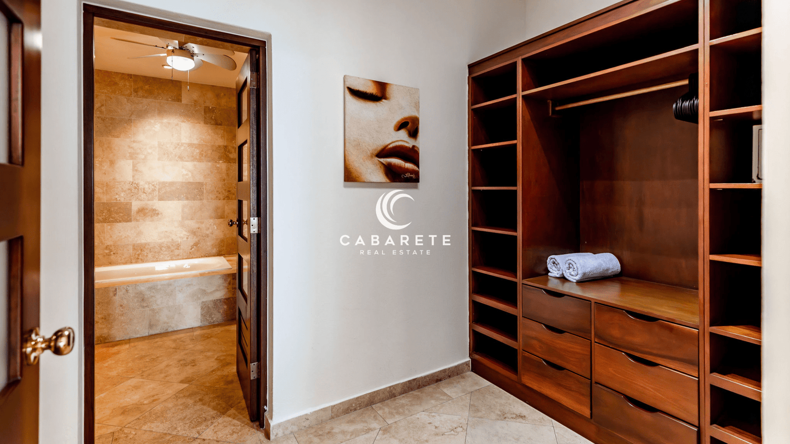 HauptschlafzimmerBadezimmer48
