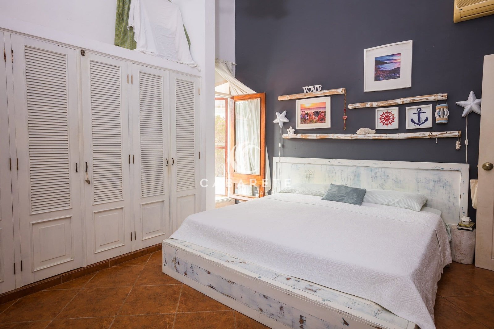 Spacious Perla Marina Villa Spacious Perla Marina Villa Mater Bedroom