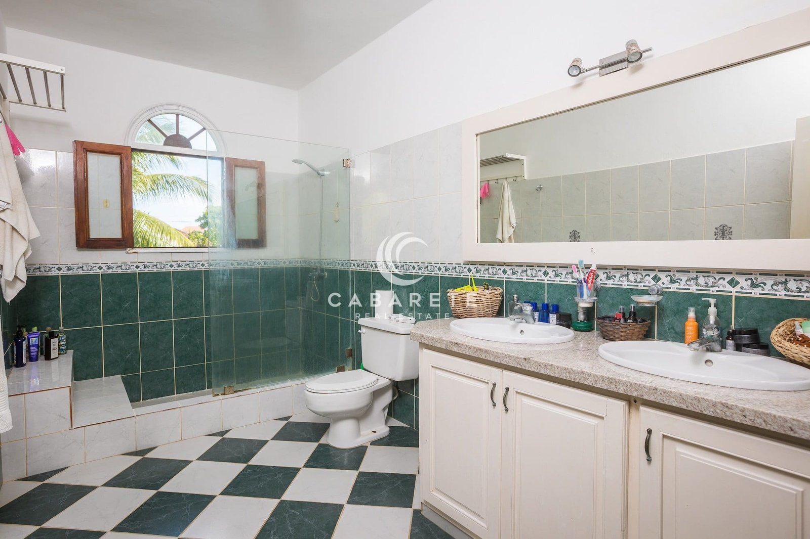 Spacious Perla Marina Villa Spacious Perla Marina Villa Bathroom 3
