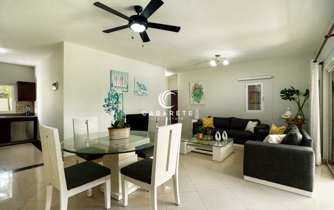 Dining Area of 2 bedroom garden condo in Pro Cab 1170x738